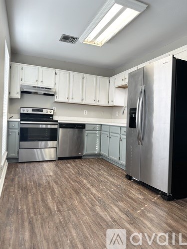 313 Rue Louis XIV 3 Beds Apartment for Rent