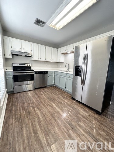 313 Rue Louis XIV 3 Beds Apartment for Rent
