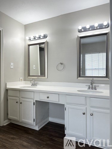 313 Rue Louis XIV 3 Beds Apartment for Rent