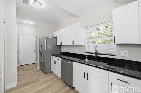 319 East Hanlon Street 5 Beds Apartment for Rent