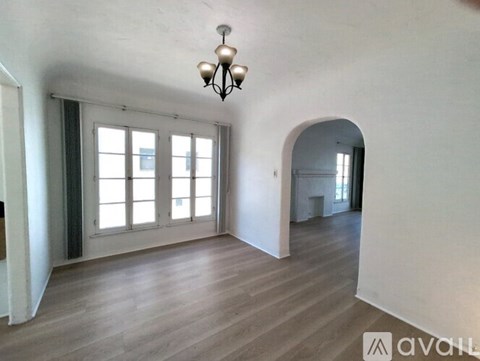 1427 South Sherbourne Drive 2 Beds Apartment for Rent