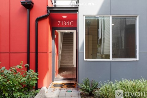 7134 Beacon Ave S 3 Beds Apartment for Rent