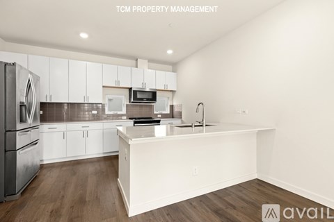 7134 Beacon Ave S 3 Beds Apartment for Rent