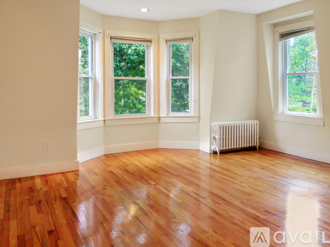 8 State St 2 Beds Apartment for Rent - Photo gallery 1