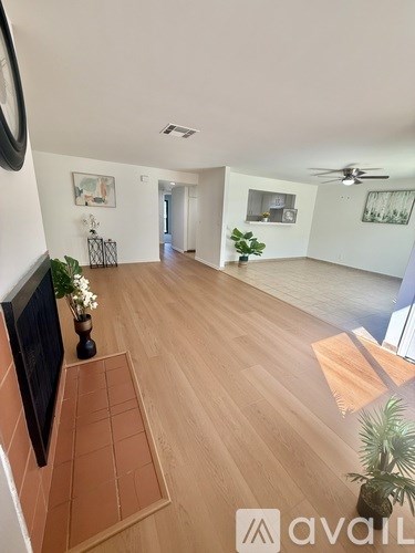 512 W Imperial Ave 2 Beds Apartment for Rent