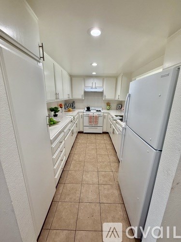 512 W Imperial Ave 2 Beds Apartment for Rent