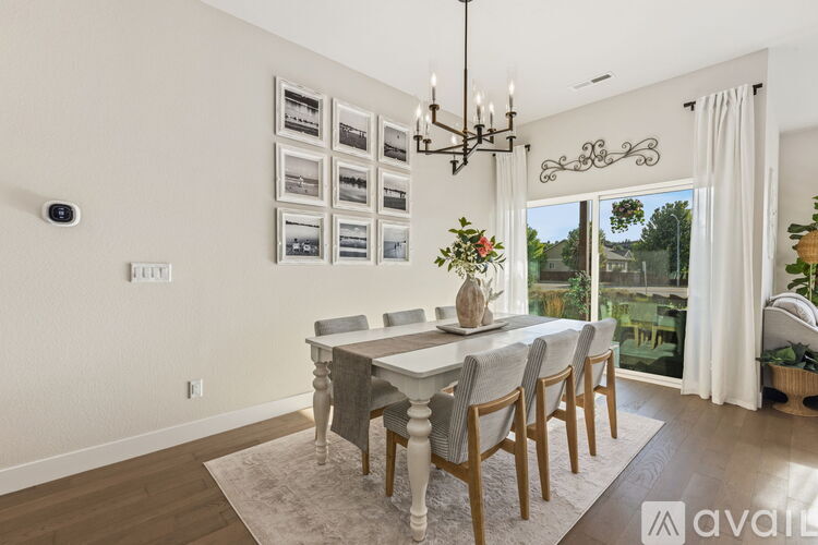 1724 Barefoot Dr 4 Beds Single Family Home for Rent - Photo gallery 5