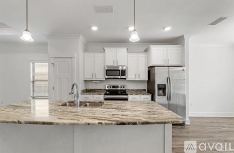 424 Pemberton Lane 3 Beds Apartment for Rent