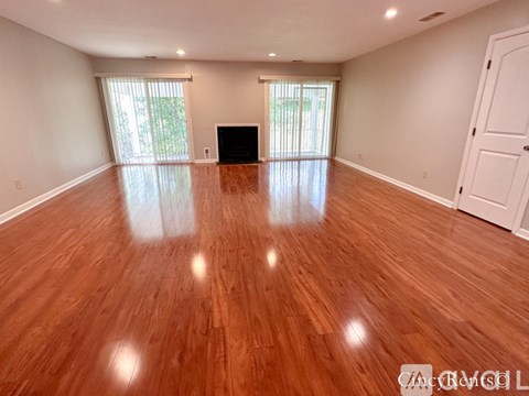 3471 Forestoak Ct 2 Beds Apartment for Rent