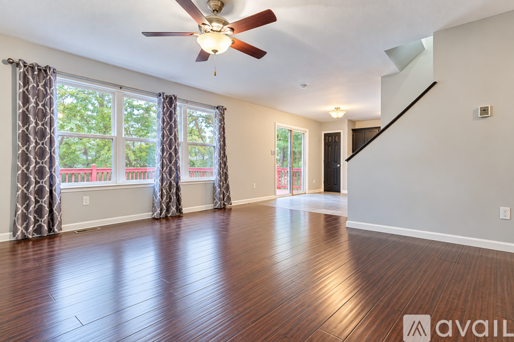 2038 Birchwood Dr 3 Beds Single Family Home for Rent - Photo gallery 4