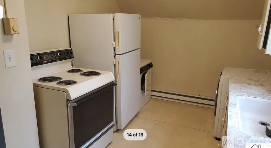 223 Bridge St 1 Apartment for Rent - Photo gallery 2