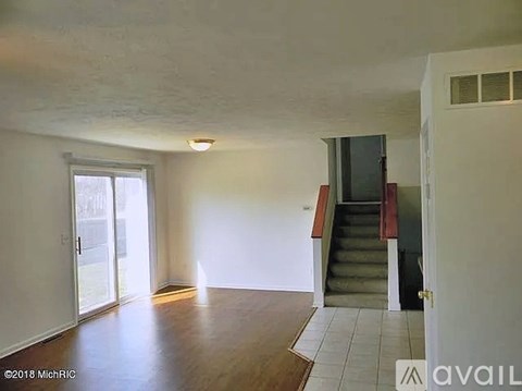 763 76Th St SE 5 Beds Apartment for Rent
