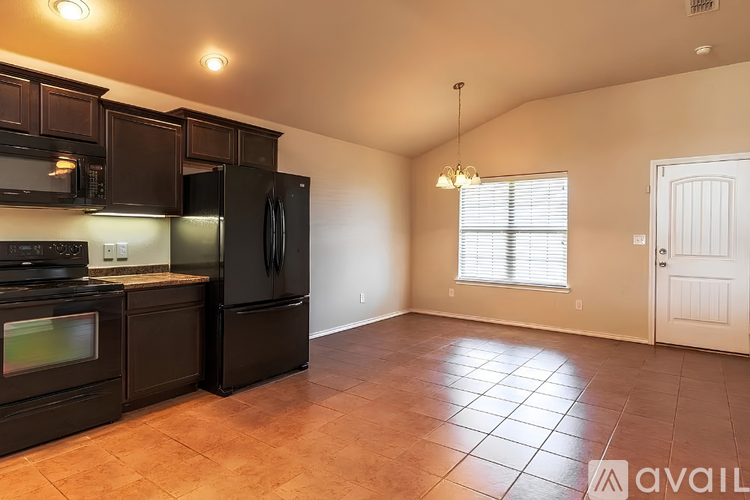 6922 96th St 3 Beds Single Family Home for Rent - Photo gallery 2