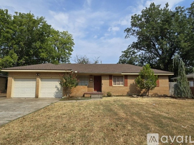 1303 Sunset Dr 3 Beds Single Family Home for Rent - Photo gallery 1