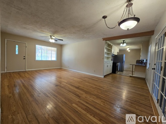 1303 Sunset Dr 3 Beds Single Family Home for Rent - Photo gallery 3