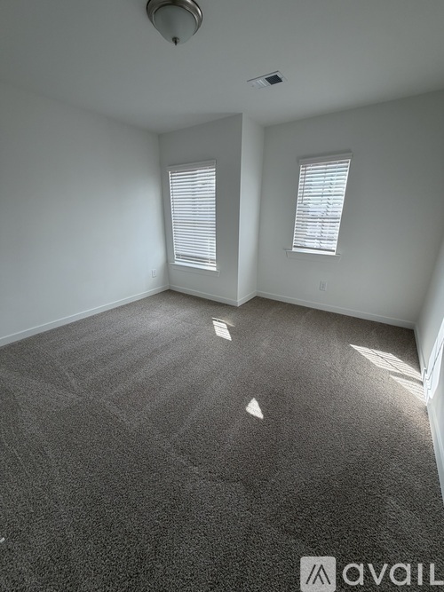 1025 Trichur Rd 4 Beds Townhouse for Rent - Photo gallery 5