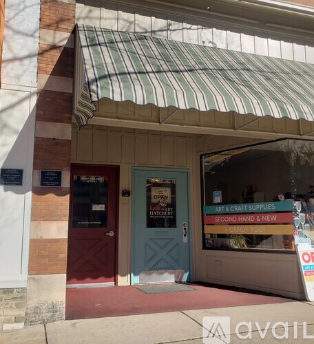 134 E Main St 2 Beds Apartment for Rent - Photo gallery 1