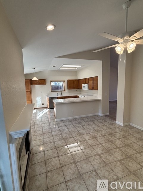 2777 Woodmont Drive 3 Beds Apartment for Rent
