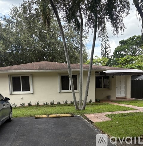 4228 Southwest 9Th Street 3 Beds Apartment for Rent