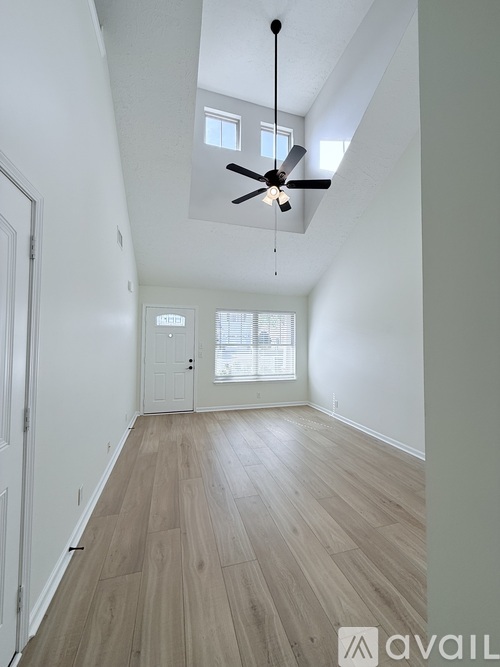 4135 Empire Maker Way 3 Beds Townhouse for Rent - Photo gallery 2