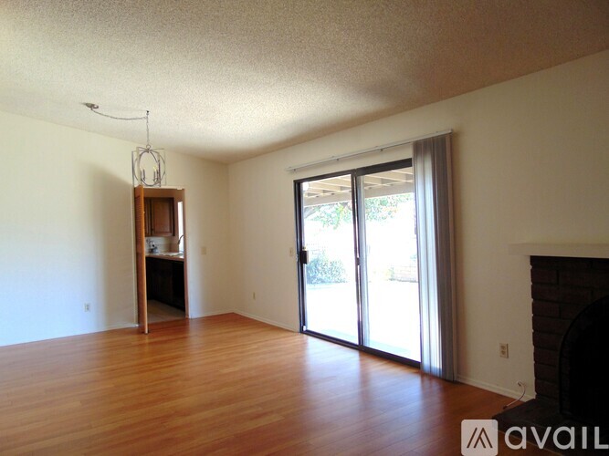 880 Kimberly Ct 4 Beds Single Family Home for Rent - Photo gallery 4