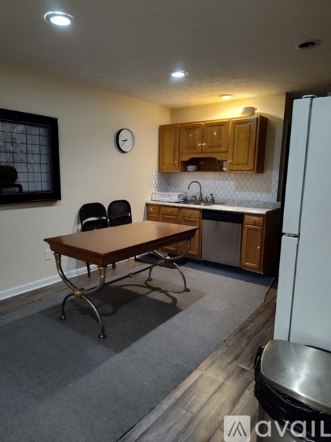 3101 Hikes Ln 3 Beds Apartment for Rent