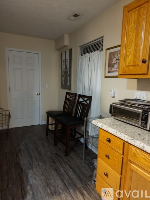 3101 Hikes Ln 3 Beds Apartment for Rent