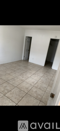 520 West Venice Avenue 1 Apartment for Rent - Photo gallery 2