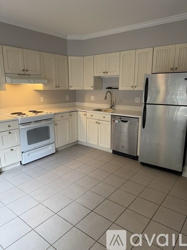24 Garden St 3 Beds Apartment for Rent
