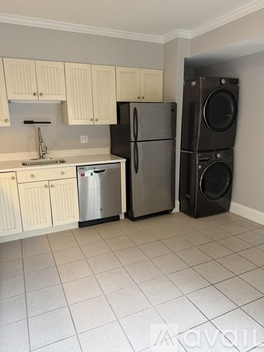 24 Garden St 3 Beds Apartment for Rent