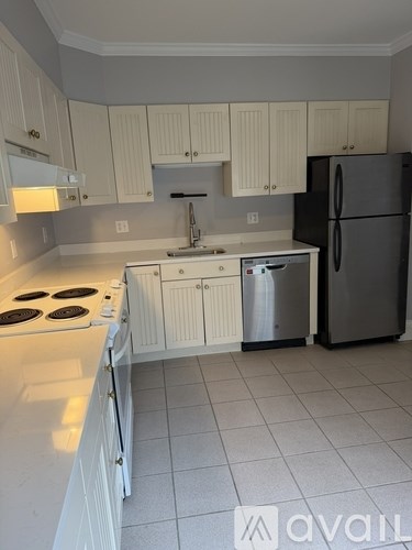 24 Garden St 3 Beds Apartment for Rent