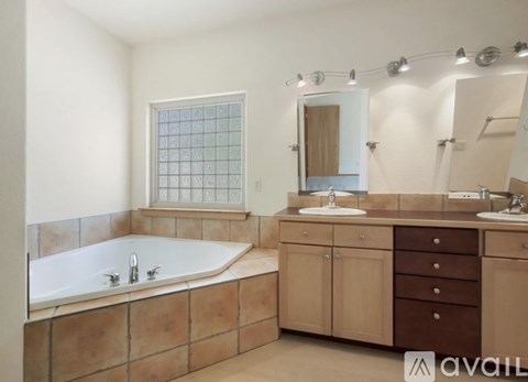 1450 Racquet Way 3 Beds Apartment for Rent