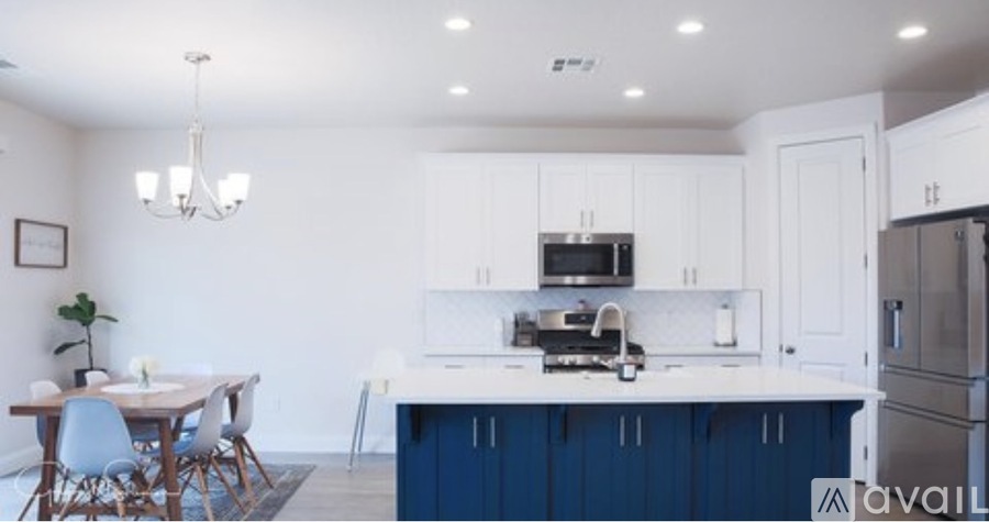 3167 East Red Cedar Drive 4 Beds Single Family Home for Rent - Photo gallery 5