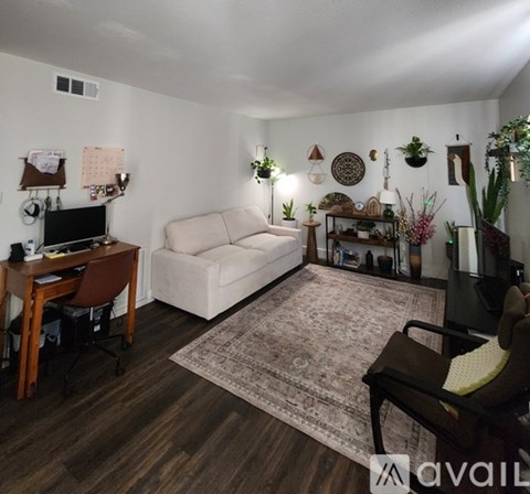18640 Collins Street 1 Apartment for Rent