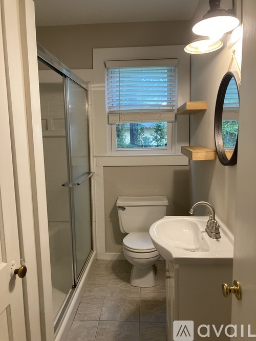 860 North Ridge Street 2 Beds Single Family Home for Rent - Photo gallery 5