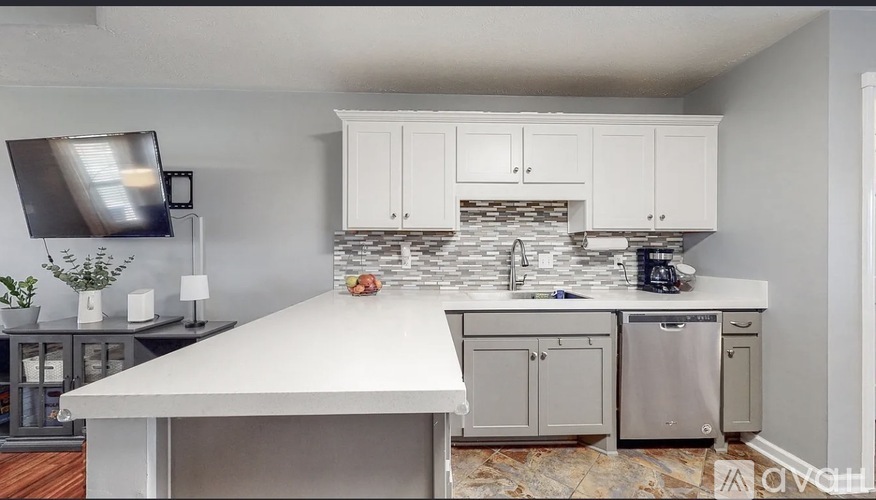 910 Lost Cedar Court 3 Beds Single Family Home for Rent - Photo gallery 3
