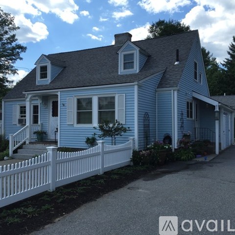 13 Wards Ln, Unit B 1 Apartment for Rent