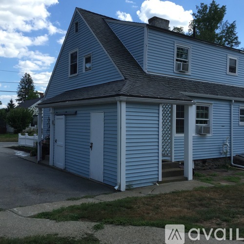 13 Wards Ln, Unit B 1 Single Family Home for Rent - Photo gallery 2