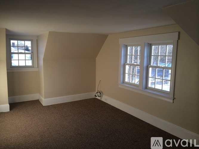 13 Wards Ln, Unit B 1 Single Family Home for Rent - Photo gallery 3