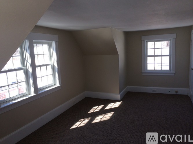 13 Wards Ln, Unit B 1 Single Family Home for Rent - Photo gallery 4