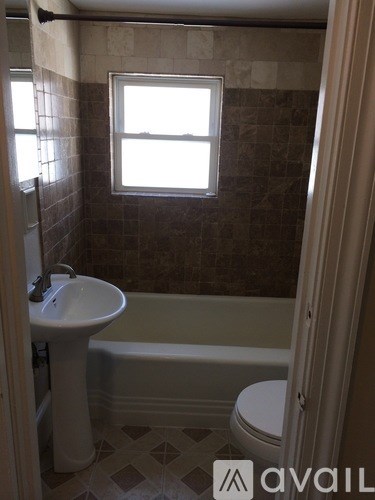 13 Wards Ln, Unit B 1 Apartment for Rent