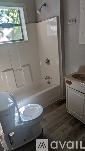 2108 Wilson Street 4 Beds Single Family Home for Rent - Photo gallery 5