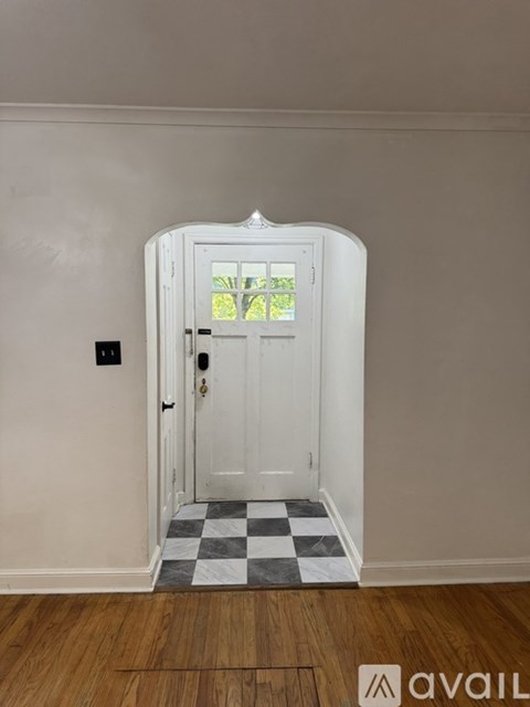 710 South Maple Street 3 Beds Apartment for Rent