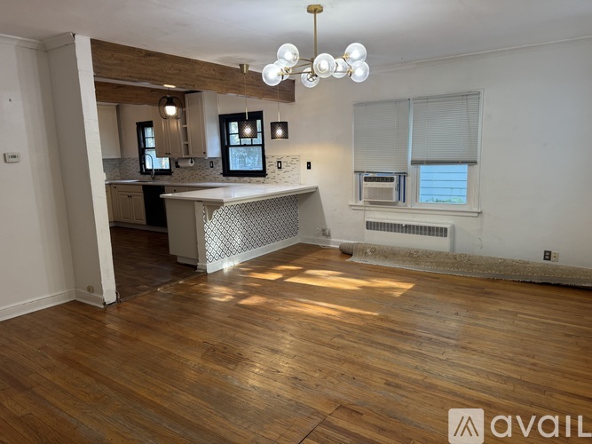 710 South Maple Street 3 Beds Single Family Home for Rent - Photo gallery 4