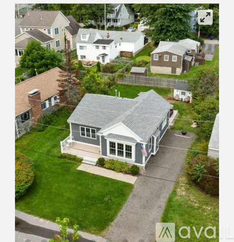 10 Willow Lane 2 Beds Single Family Home for Rent - Photo gallery 4