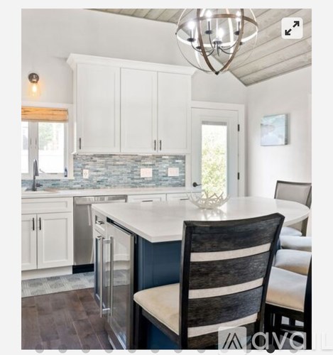 10 Willow Lane 2 Beds Apartment for Rent