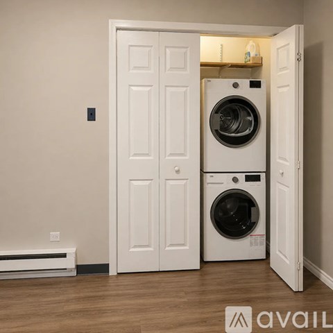 200 South Waters Edge Drive 2 Beds Apartment for Rent