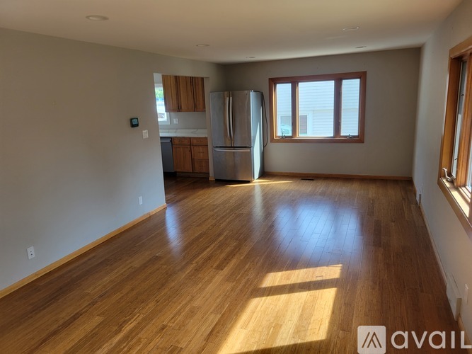331 Skylark Drive 3 Beds Single Family Home for Rent - Photo gallery 2