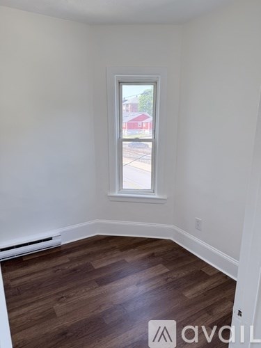 641 Walk Hill Street 3 Beds Apartment for Rent