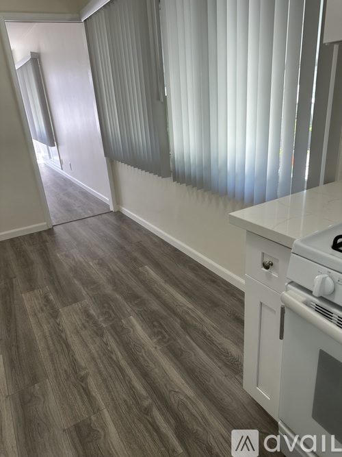 1220 Larrabee Street 1 Apartment for Rent - Photo gallery 5